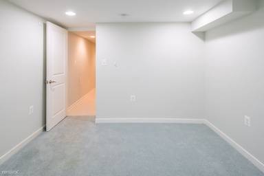 Main picture of 4410 16th St NW