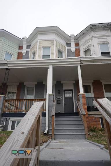 Main picture of 1628 N Ellamont St