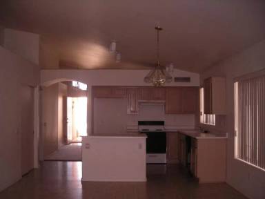 Main picture of 779 E Park Ave
