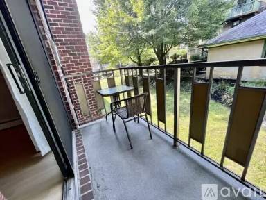 Main picture of 111 Warren Ave