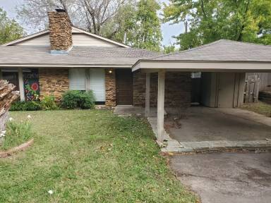 Main picture of 3257 S Hudson Ave