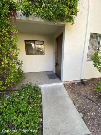 Main picture of 225 2nd St E