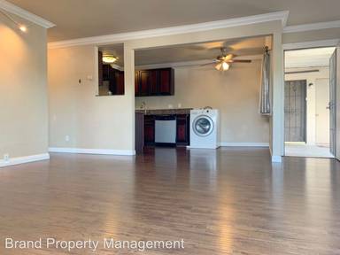 Main picture of Cinnamon Tree Condominiums