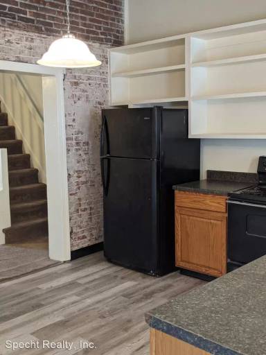 Main picture of 117 S Washington St