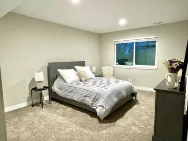 Main picture of 3575 E Grandview Ave