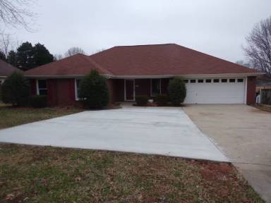 Main picture of 523 Gooch Ln