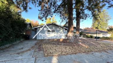Main picture of 4531 Longhorn St