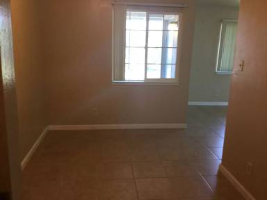 Main picture of 1329 Southwest Blvd