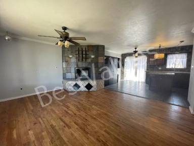 Main picture of 3400 Mowry Pl