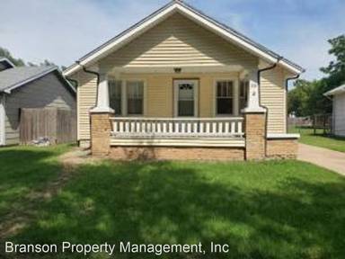 Main picture of 228 N Edwards Ave