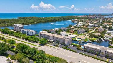 Main picture of 698 NE Spanish River Blvd