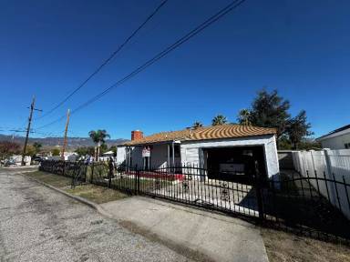 Main picture of 1895 Turrill Ave