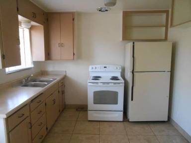 Main picture of 1155 Bond St