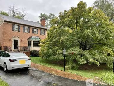 Main picture of 6837 Saint Albans Rd