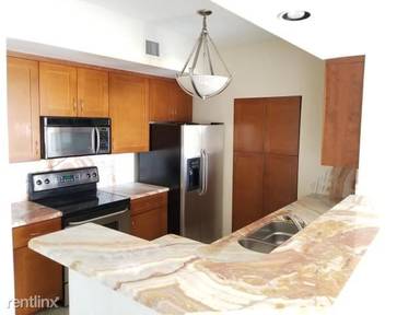 Main picture of 1000 Scotia Dr