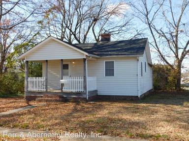 Main picture of 210 N 3rd Ave
