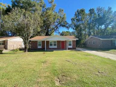 Main picture of 558 Orangeburg Rd