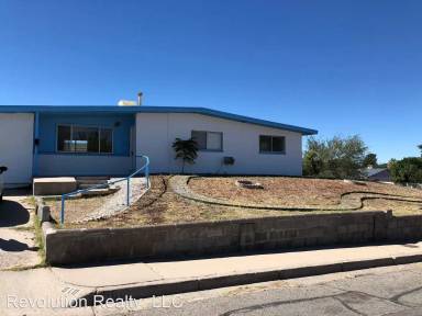 Main picture of 810 Lees Dr