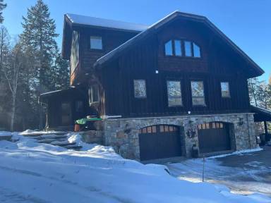 Main picture of 245 Twin Bridges Rd