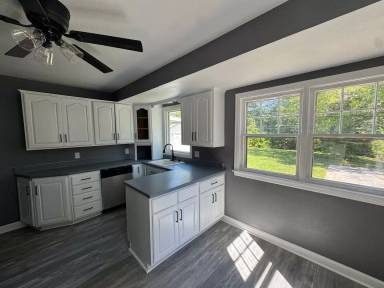 Main picture of 37 Blackhawk Hills Dr
