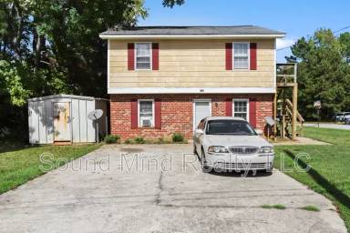 Main picture of 2602 Mallard Ct