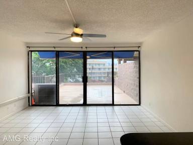 Main picture of Dowsett Point