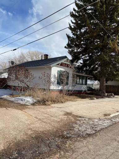Main picture of 759 N 7th St