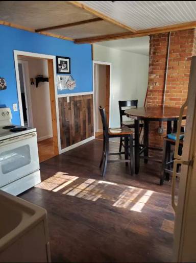 Main picture of 106 Hampshire St