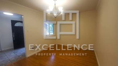 Main picture of 3399 Ensalmo Ave