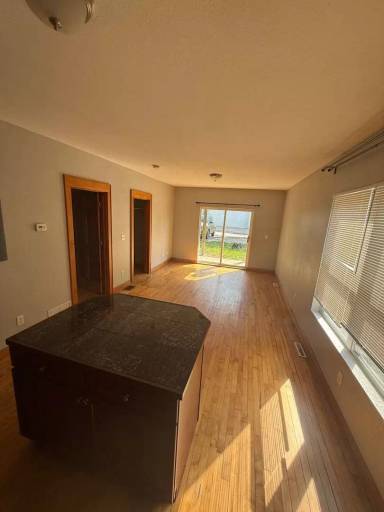 Main picture of 2608 N Bartlett Ave