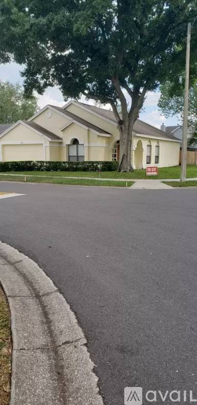 Main picture of 725 Minerva Ln