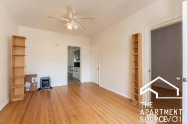 Main picture of 3426 N Lincoln Ave