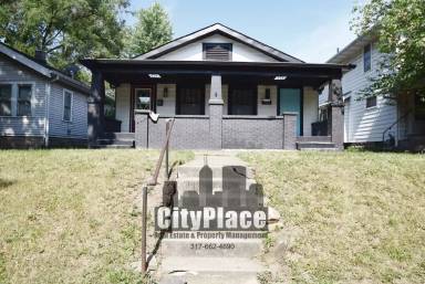 Main picture of 724 N Denny St
