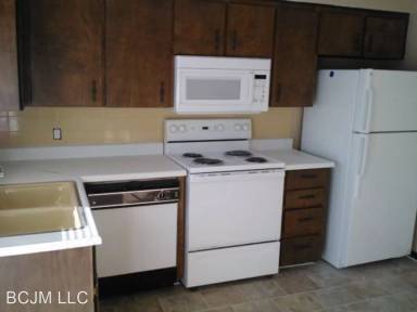 Main picture of 207 NW Barr Rd