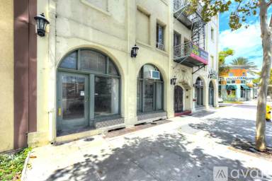 Main picture of 1003 S Central Ave