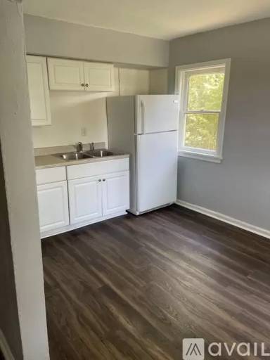 Main picture of 1365 Florence St