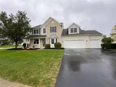 Main picture of 6824 Snapdragon Way