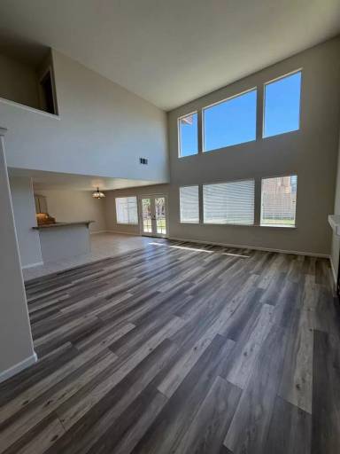 Main picture of 1810 Baylor Ln