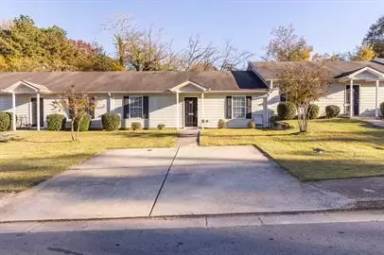 Main picture of 592 Elles Way