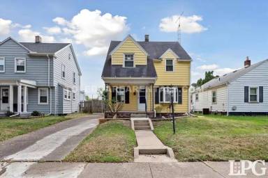 Main picture of 331 W Capistrano Ave