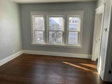 Main picture of 115 Grove St