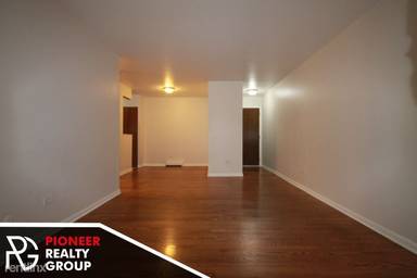 Main picture of 1040 W Hollywood Ave Apartments