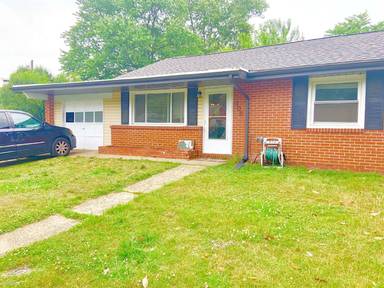 Main picture of 300 Longwood Ave