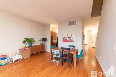 Main picture of 324 N Jefferson St