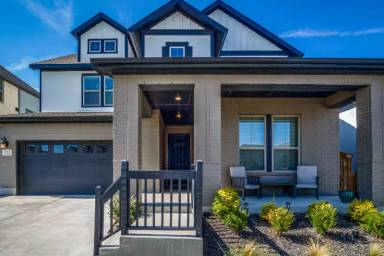 Main picture of 1712 Purple Thistle Ln