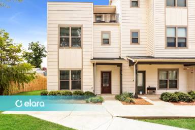 Main picture of 208 Thompson Park Dr