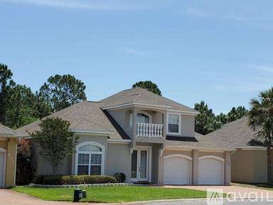 Main picture of 203 Tierra Verde Ln