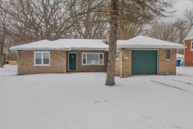 Main picture of 4640 W 47th Ave