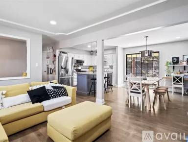Main picture of 1818 S 52nd Ter