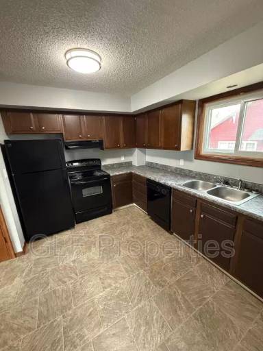 Main picture of 46 Bradford St